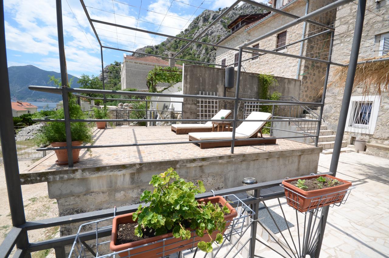 Ferienwohnung Stone House Dragutinovic Kotor Exterior foto
