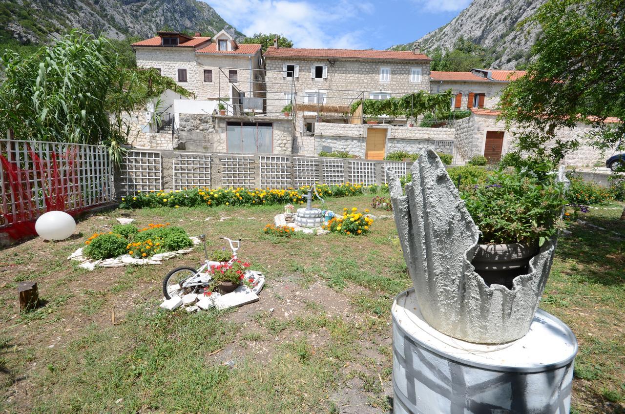 Ferienwohnung Stone House Dragutinovic Kotor Exterior foto